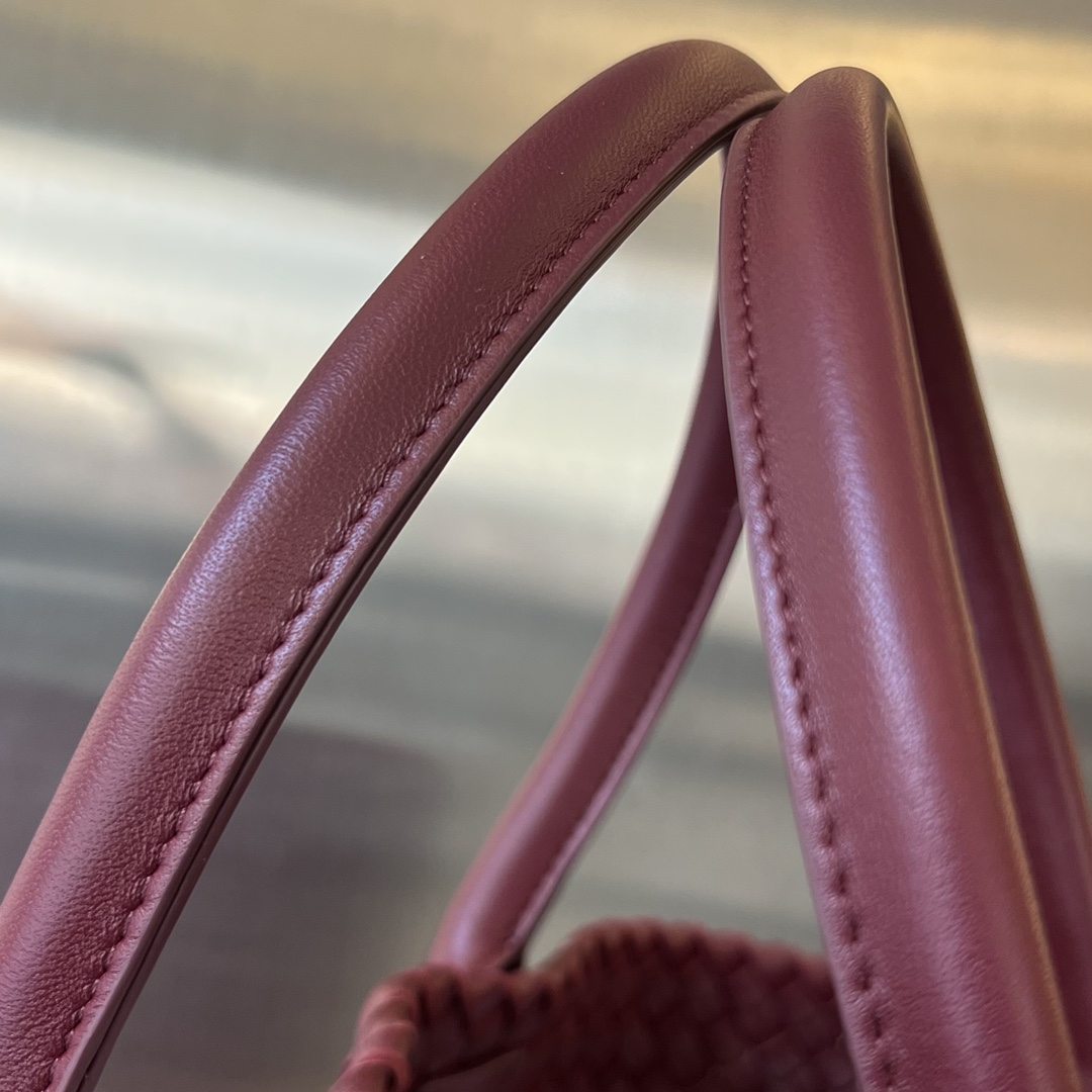 Small Cabat Intreccio Leather Tote Bordeaux